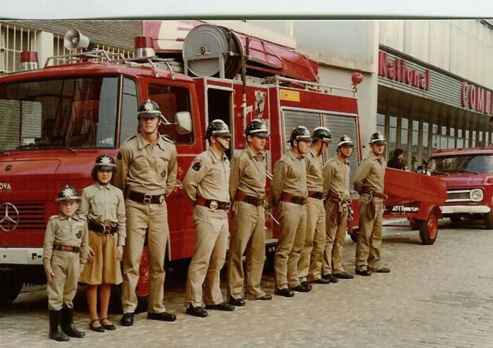 Bombeiros de Blumenau completam 67 anos; veja fotos históricas 