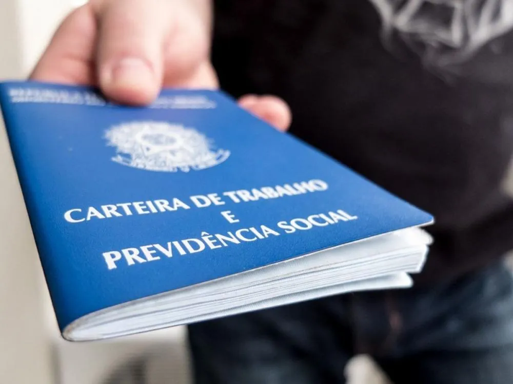 Portal de empregos de Navegantes oferece 675 vagas; há opções para jovens aprendizes e estágios