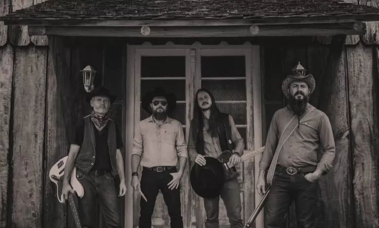 Banda country se apresenta no Café Musical em Timbó neste domingo