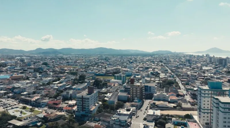 Navegantes celebra 63 anos com quatro shows nacionais gratuitos; saiba quem se apresenta