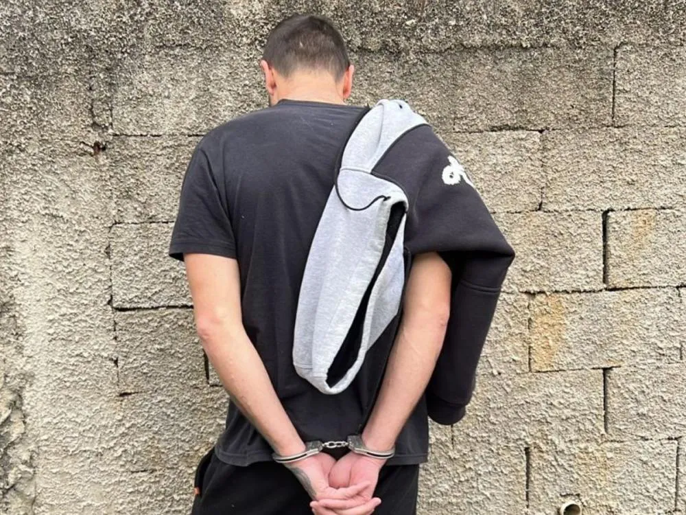 Polícia Civil prende suspeito de envolvimento em furtos de caminhonetes de luxo em Blumenau