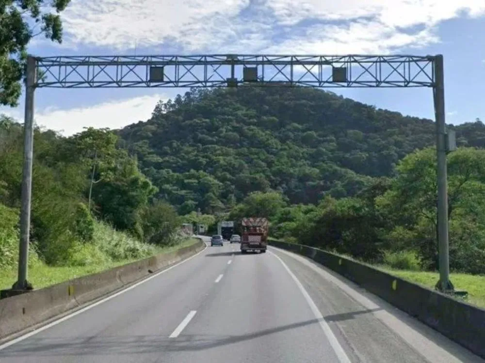 Trecho da BR-101, no Morro do Boi, será totalmente bloqueado nesta quinta-feira, em Balneário Camboriú