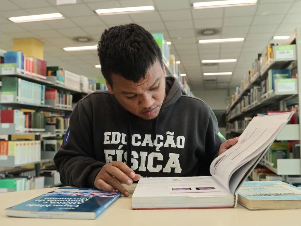 Estudantes beneficiados pelo Universidade Gratuita iniciam serviços sociais em Santa Catarina