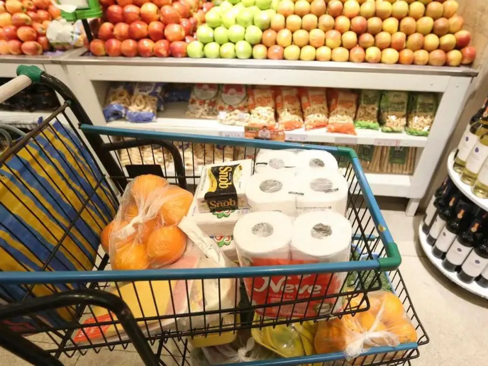 Pesquisa do Procon aponta variação de até 447% no preço de itens da cesta básica em Balneário Camboriú