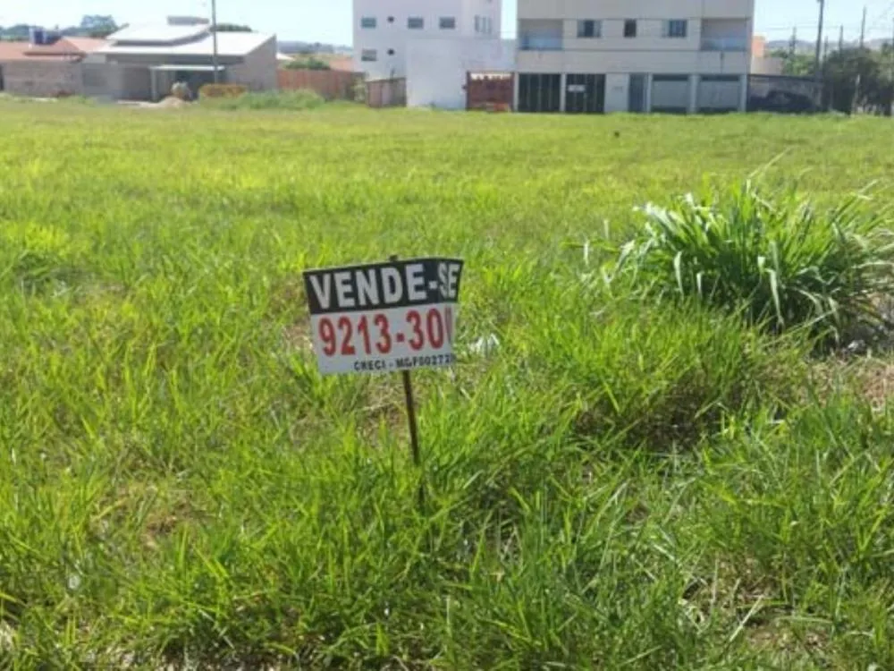 Justiça decreta prisão de corretora por venda de terrenos irregulares no Alto Vale