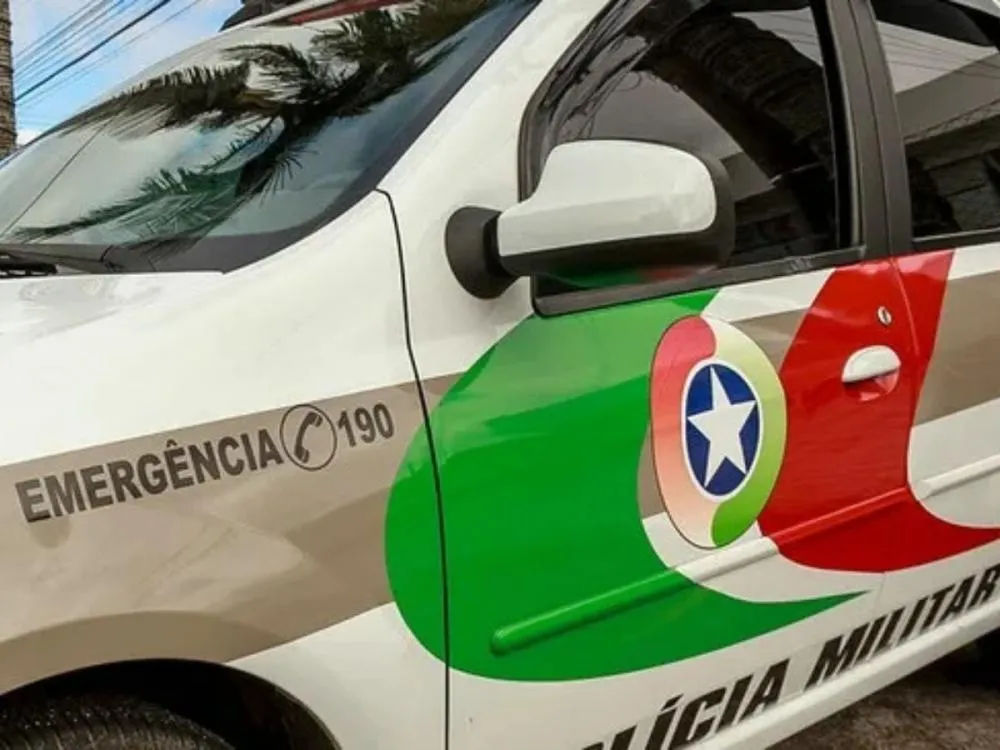 Briga familiar termina com avó presa por maus-tratos, desobediência e agressão à polícia em Blumenau; entenda