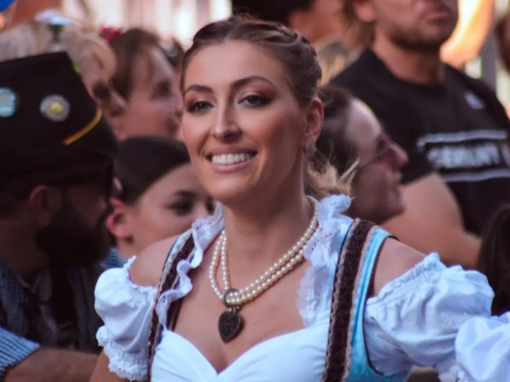 Oktoberfest Blumenau: saiba quais são as regras para o traje típico alemão