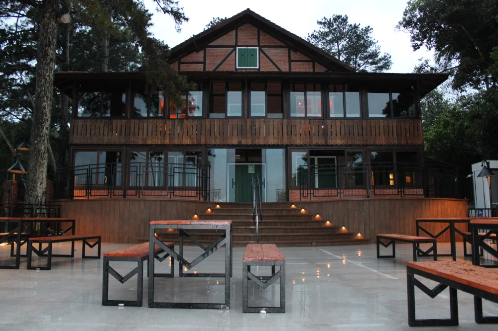 Blumenau mantém Frohsinn fechado enquanto estuda modelo de concessão para o espaço