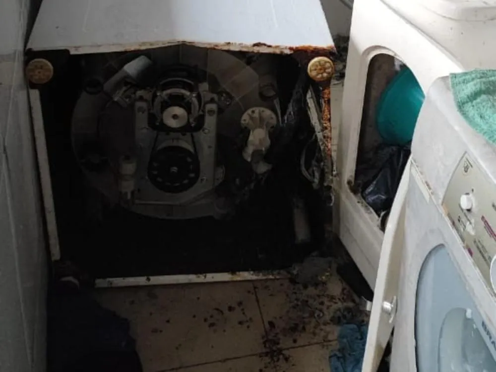 Princípio de incêndio atinge casa de madeira e mobiliza bombeiros em Gaspar