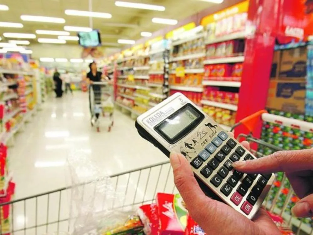 Pesquisa do Procon revela queda no custo da cesta básica em Itajaí, mas alerta para variação de preços entre mercados