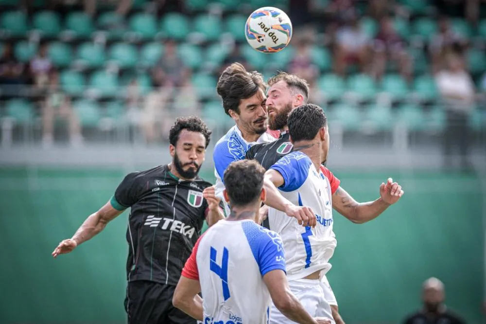 Jogando e aprendendo