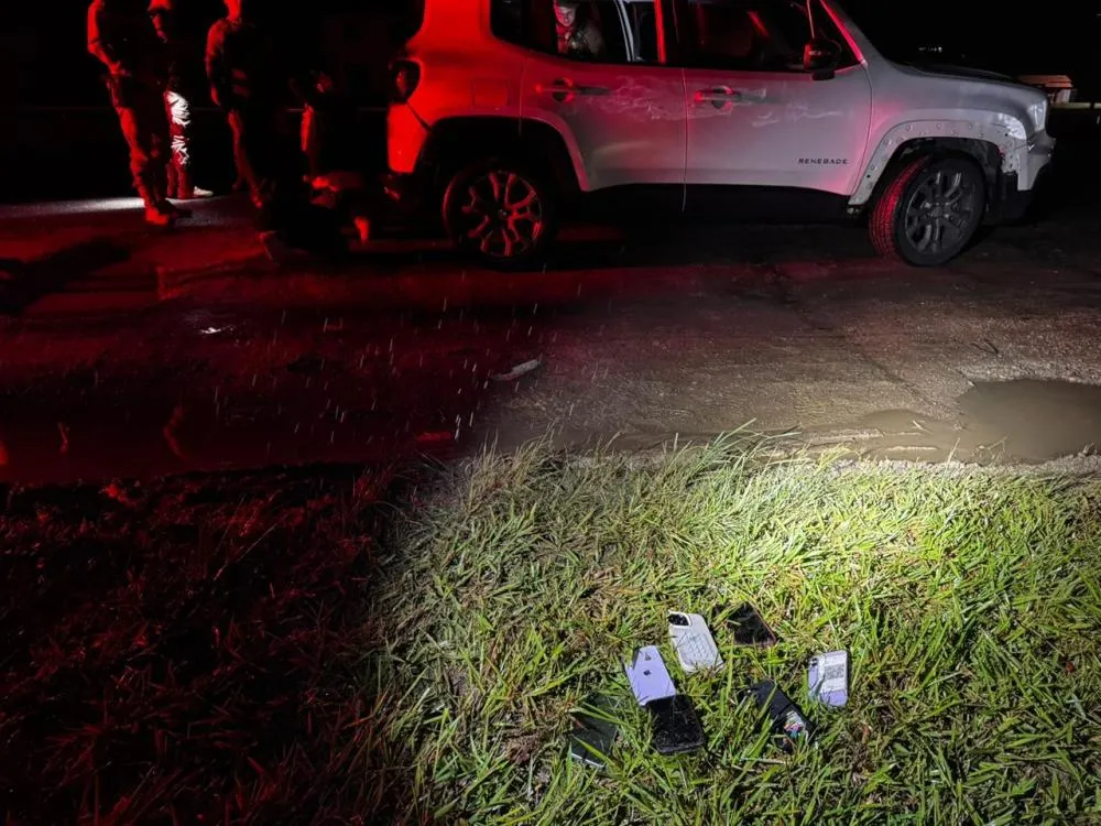 Polícia Militar recupera sete celulares e prende trio durante a Oktoberfest Blumenau na noite desta sexta-feira