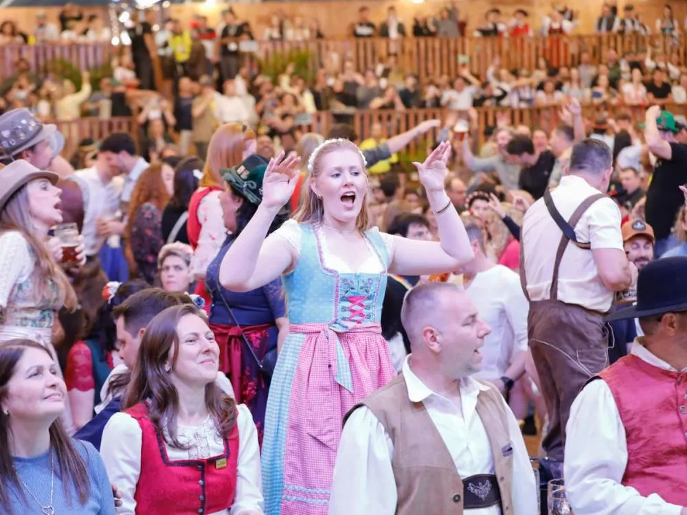 Oktoberfest Blumenau ganha nova trilha sonora na 40ª edição; confira as novas músicas