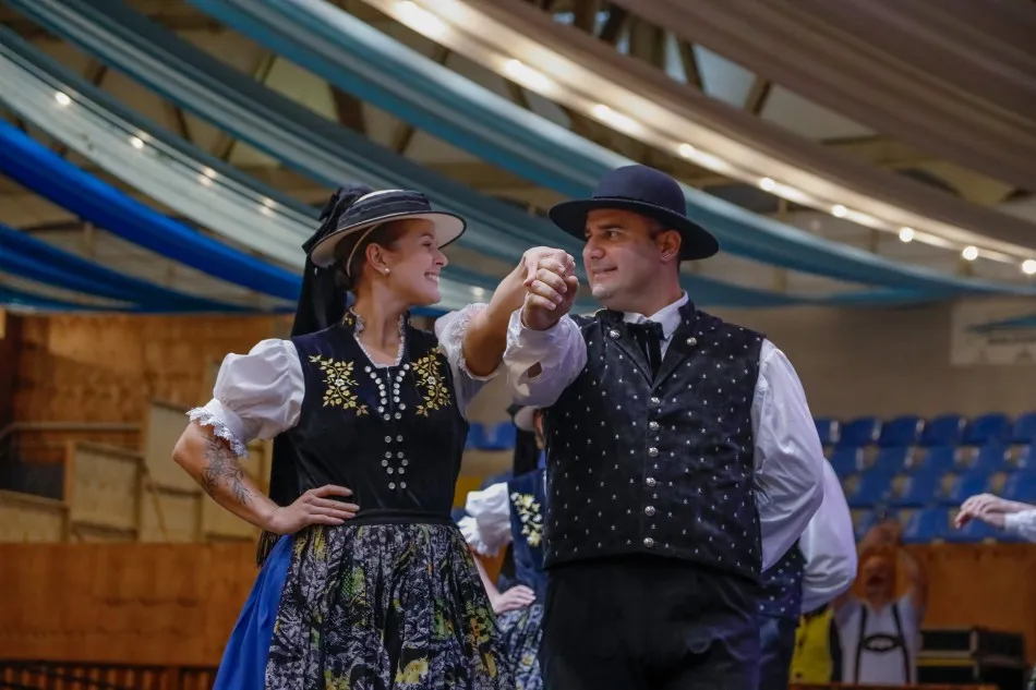 Festival de Danças Germânicas inicia segunda semana de apresentações
