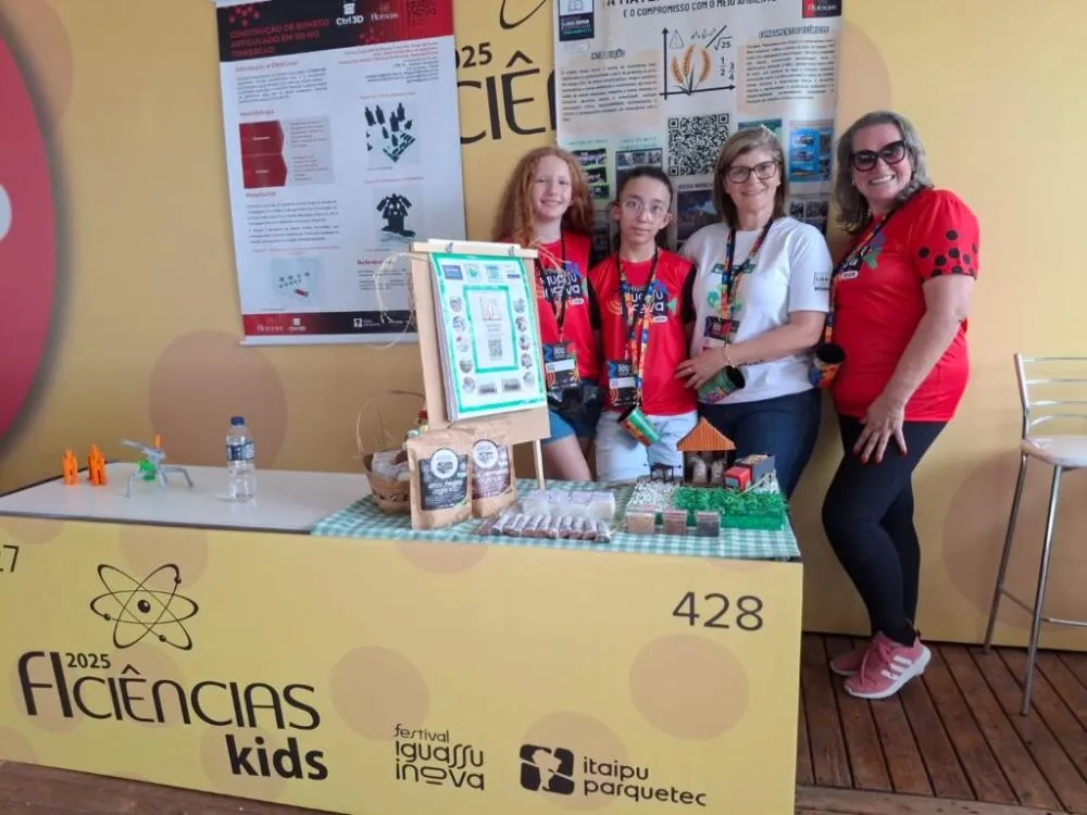 Escola de Gaspar é premiada em feira internacional de ciências e engenharia