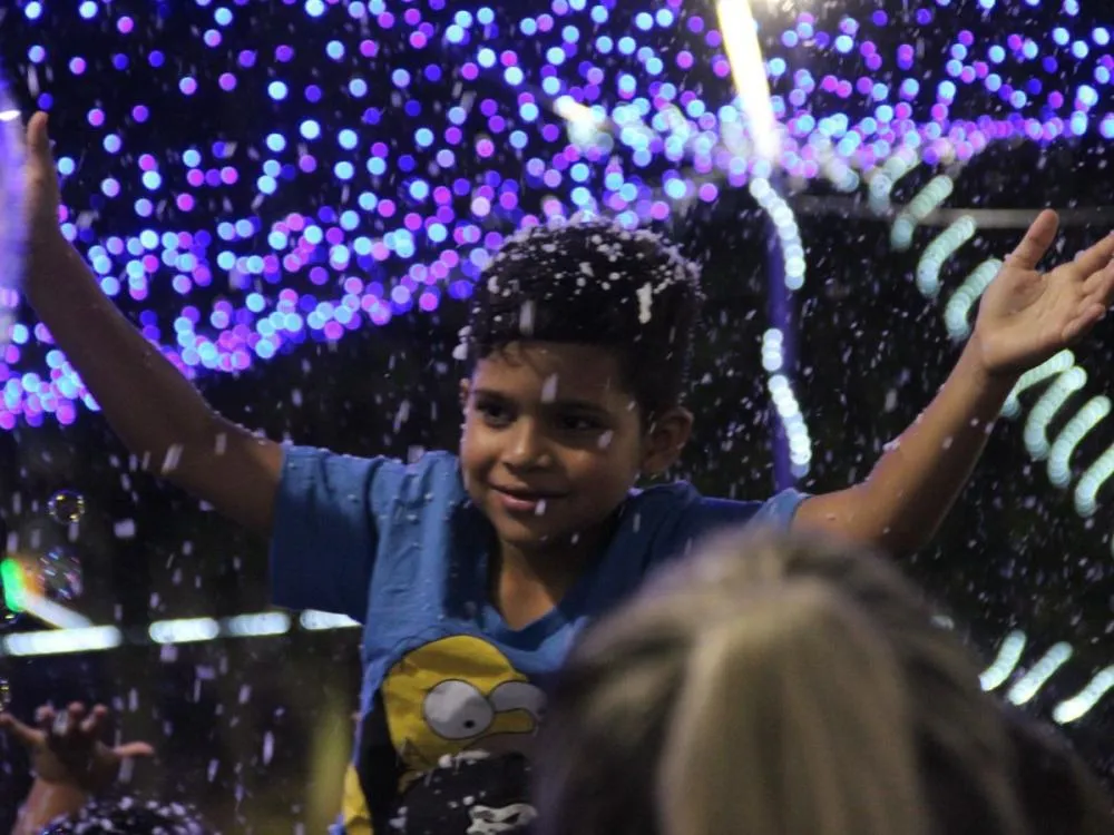 Brusque abre inscrições para projetos artísticos do Natal Encantado e Réveillon da cidade