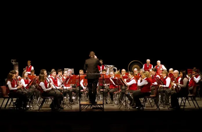 Banda italiana se apresenta no Teatro Municipal de Timbó neste domingo