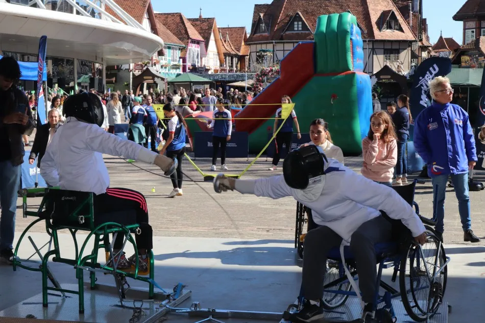Blumenau estreia em competição nacional de esgrima em cadeira de rodas neste fim de semana