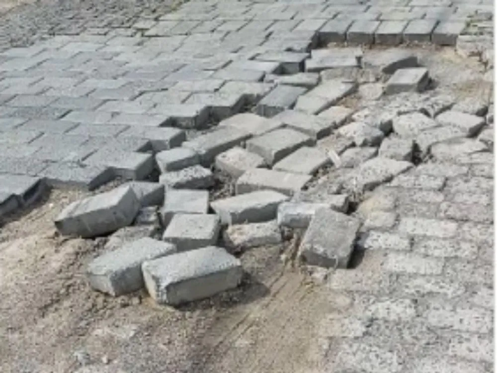 Vídeo: Moradores reclamam de pavimento danificado após conserto do Samae em rua de Blumenau