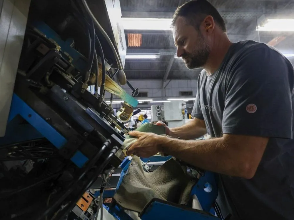 Santa Catarina assume protagonismo nacional com maior participação da indústria no emprego