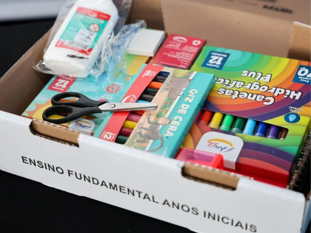 Alunos da rede estadual de SC vão receber material escolar para o ano letivo 2026