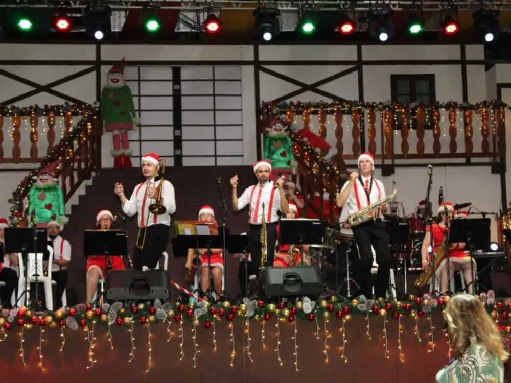 Banda Municipal abre programação musical do Natal em Blumenau com show gratuito nesta quarta-feira