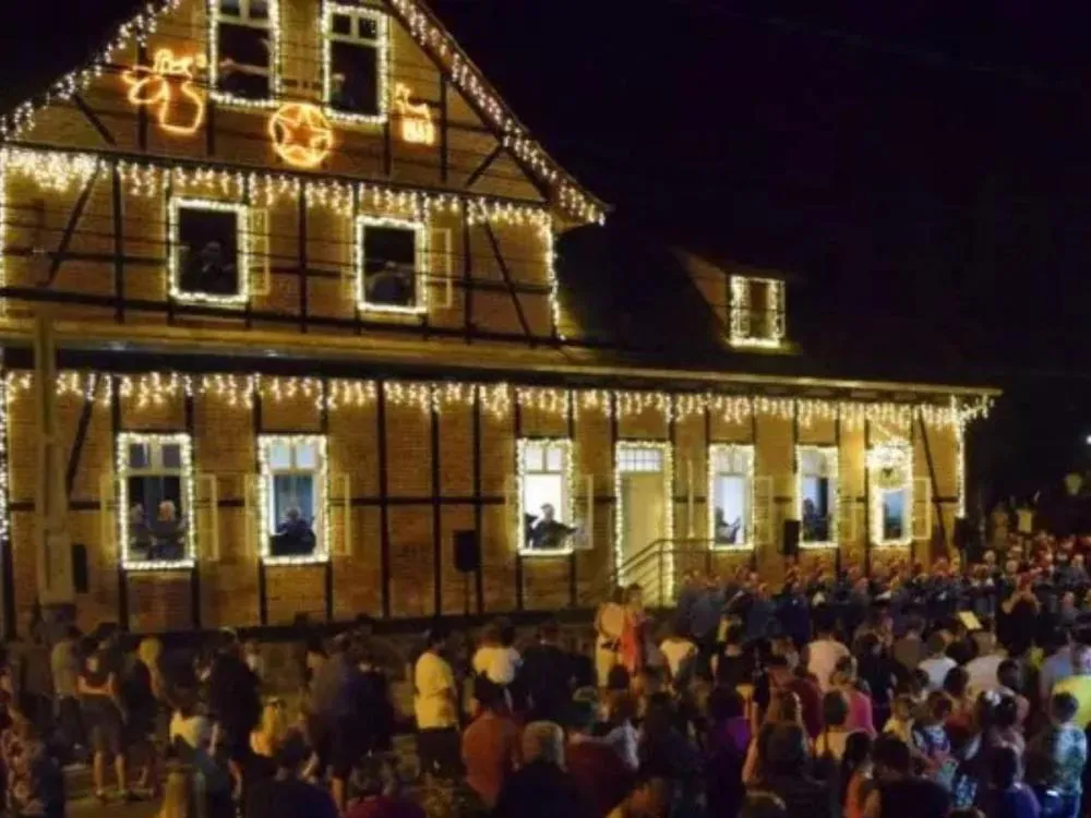 4ª Vila de Natal: Luzes de Natal e programação cultural transformam a Vila Itoupava nesta quarta-feira