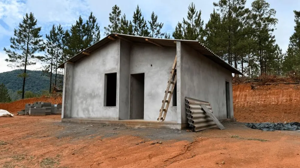 Após 20 anos de impasse, obras para comunidades indígenas avançam na região da Barragem Norte em José Boiteux 
