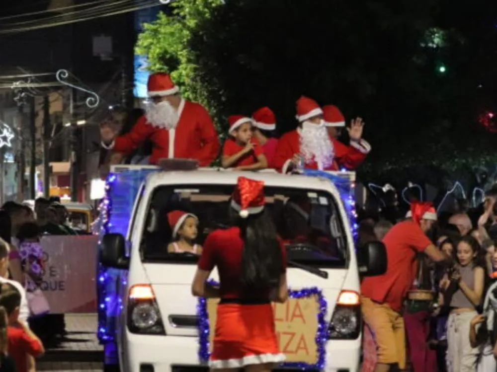 Trânsito no Centro de Gaspar terá bloqueios para o Desfile de Natal nesta quinta-feira