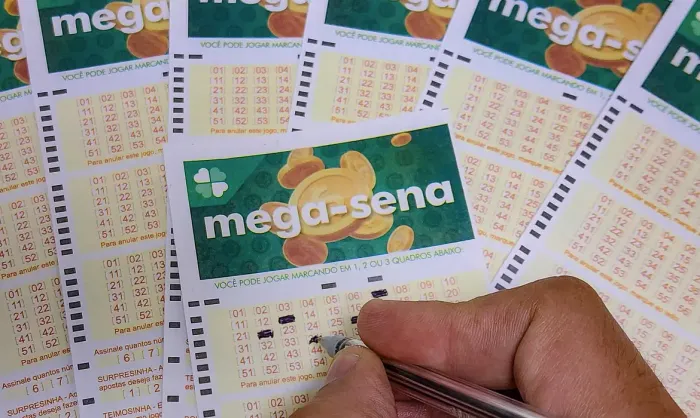 Mega-Sena: ninguém acerta as seis dezenas e prêmio vai a RS 20 milhões