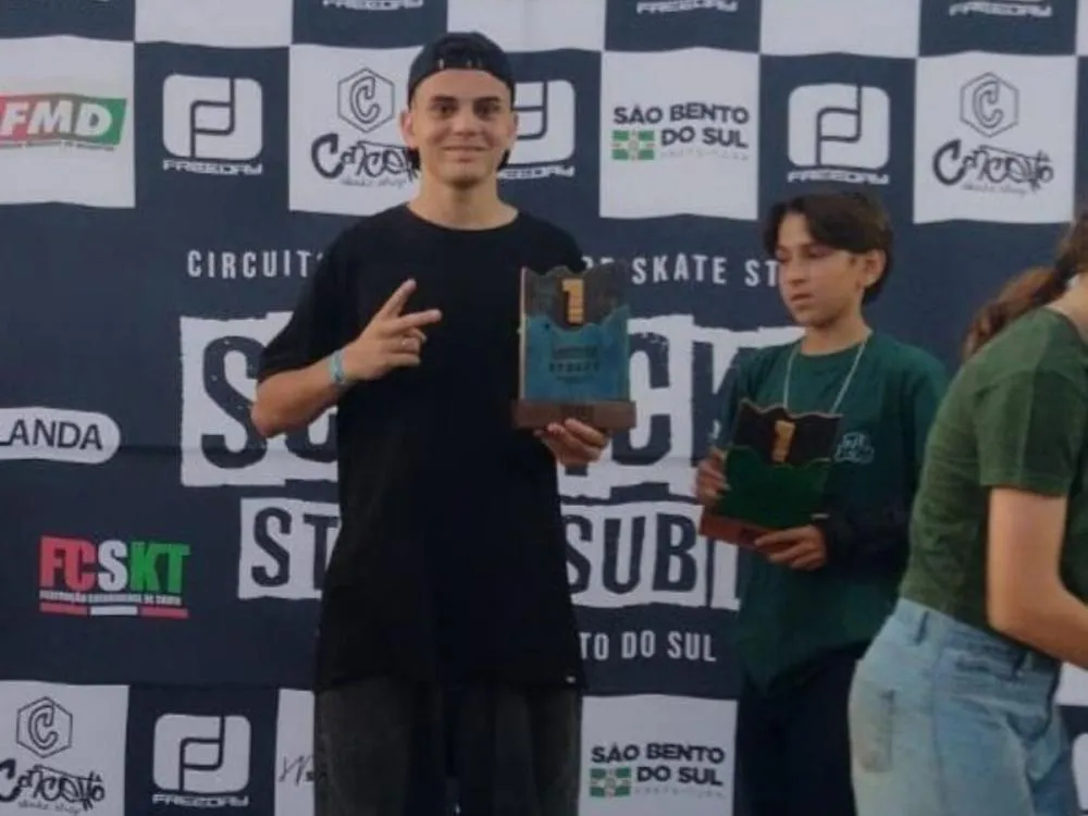 Atleta de Gaspar disputa Campeonato Brasileiro Sub-16 de Skate em Curitiba