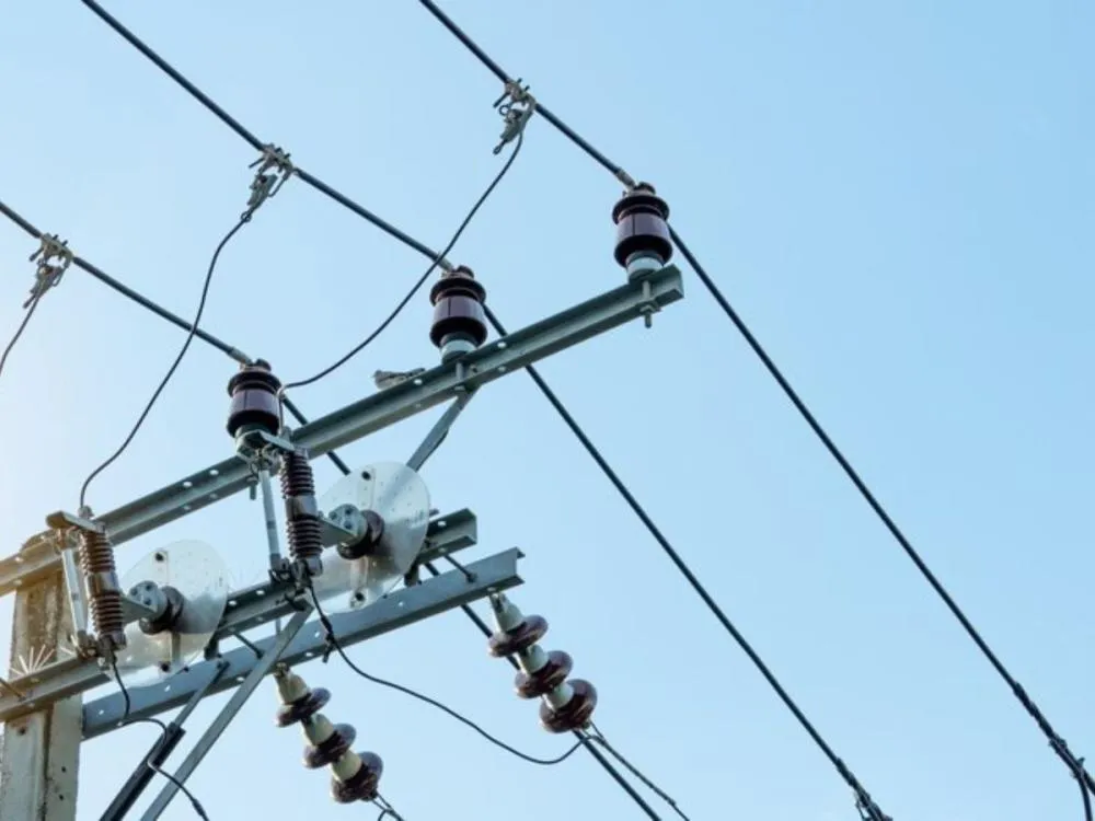 Após passagem do ciclone, Celesc restabelece energia em todo o estado