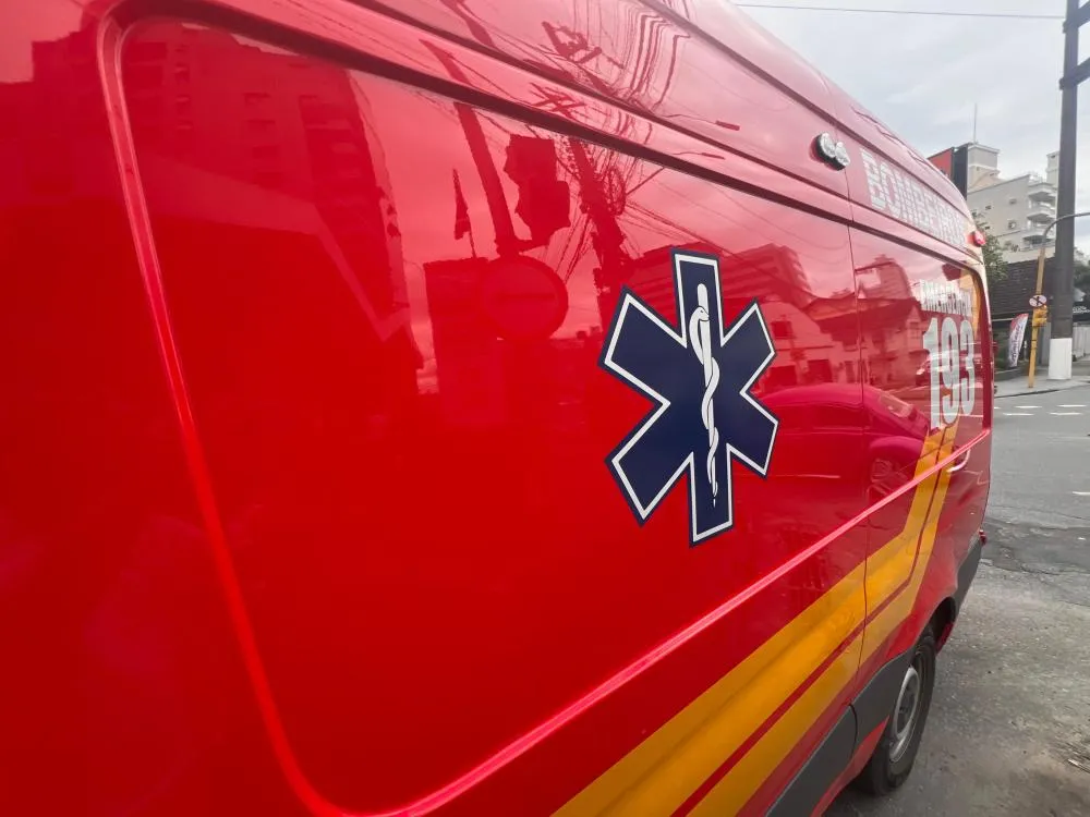 Mulher de 56 anos fica ferida após atropelamento na rua Dois de Setembro, em Blumenau