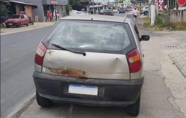 Homem é preso por receptação ao dirigir carro furtado na Rodovia Jorge Lacerda, em Ilhota