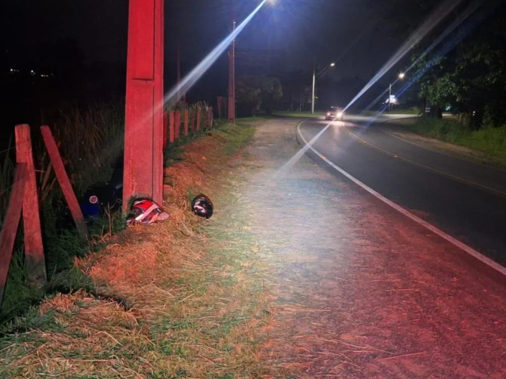 Acidente com motocicleta deixa uma jovem morta na SC-477, em Timbó