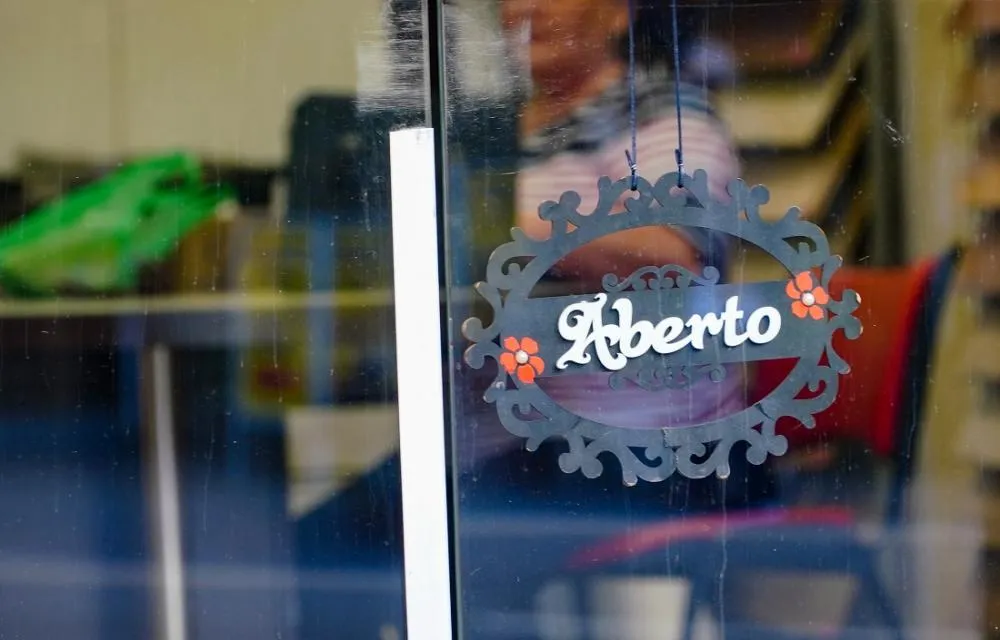 SC cresce na abertura de empresas em 2025 e registra saldo positivo de 140 mil novos negócios