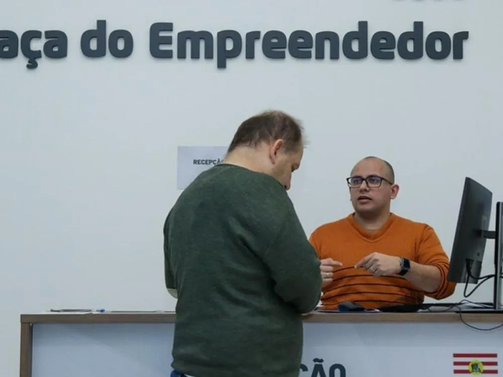 Empresários de Blumenau têm até 31 de janeiro para aderir ao Simples Nacional 2026