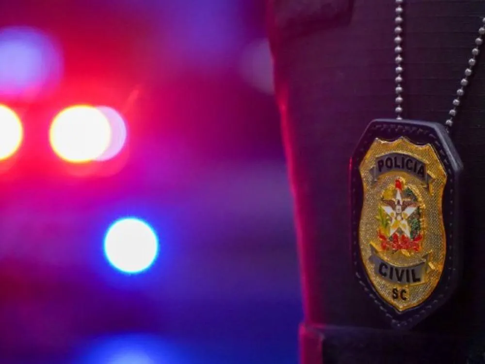 Homem é preso suspeito de abusar sexualmente da própria neta em Gaspar