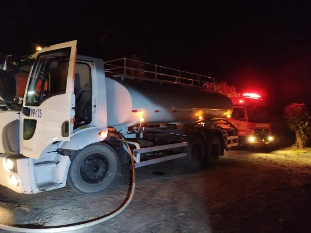 Estufa de fumo é atingida por incêndio no Alto Vale do Itajaí