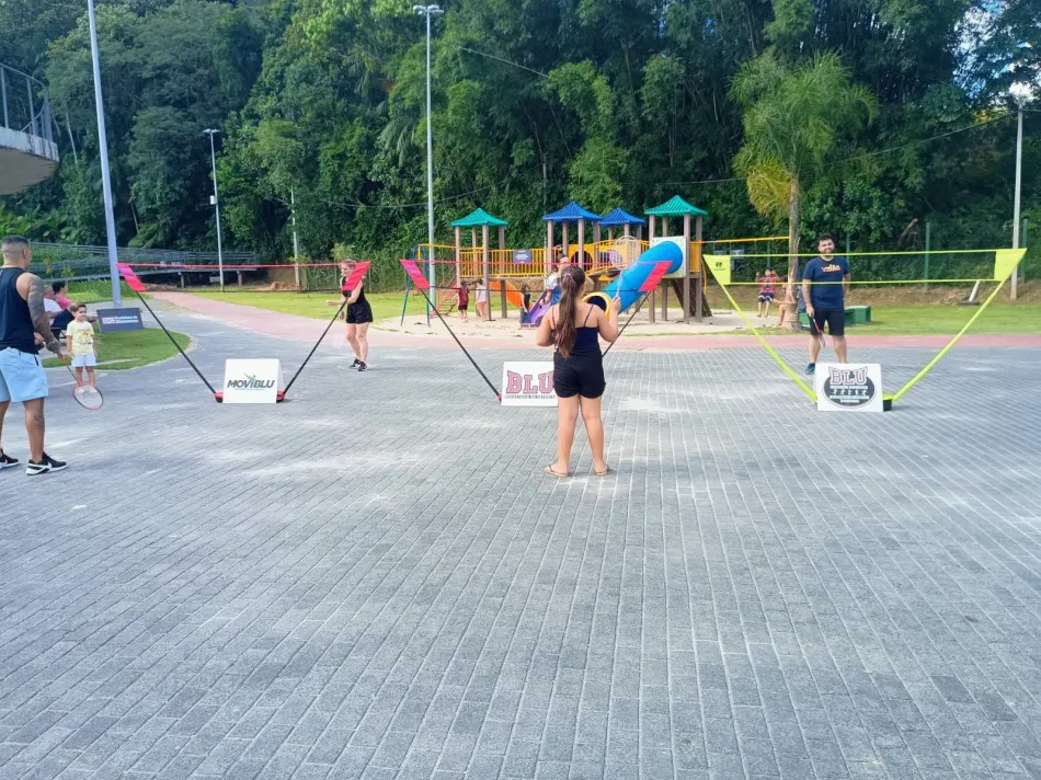 Projeto Férias no Parque segue em fevereiro com atividades esportivas gratuitas em parques de Blumenau