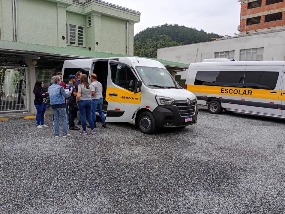 Blumenau lança campanha 'Transporte Legal 2026' para fiscalizar transporte escolar