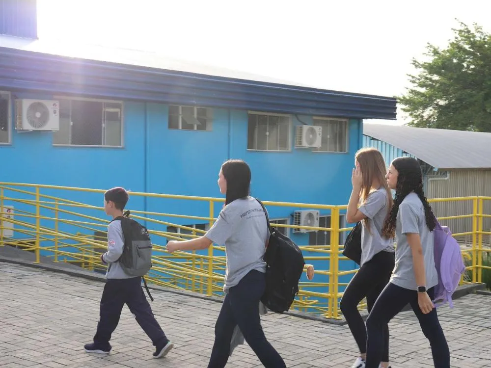 Blumenau dá início ao ano letivo para 40 mil estudantes da rede municipal