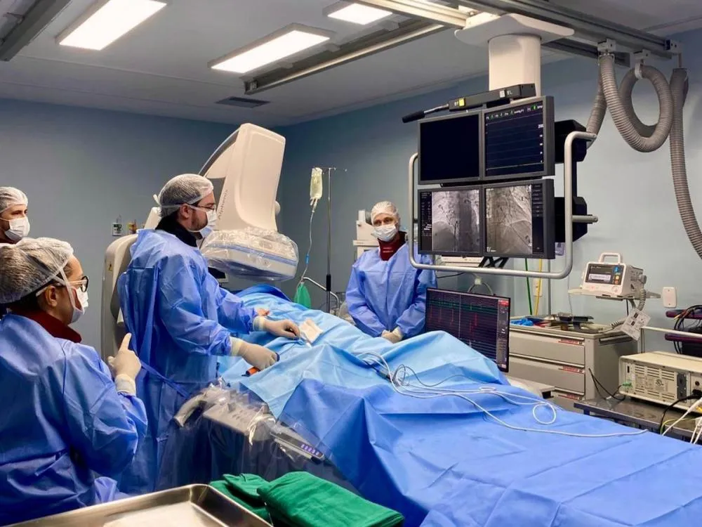 Procedimento inédito realizado no hospital de Indaial amplia tratamentos cardiológicos de alta complexidade na região