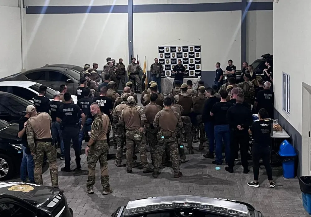 Operação com 80 policiais combate o tráfico de drogas e organização criminosa em Gaspar