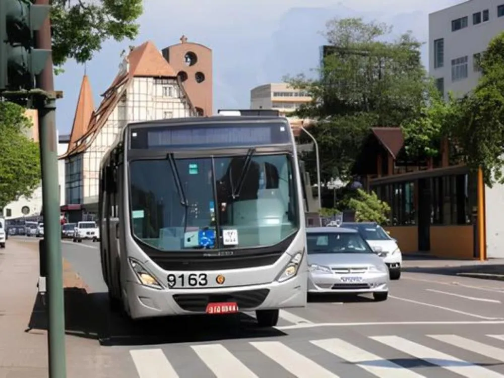 Transporte coletivo de Blumenau terá alterações no Carnaval; confira
