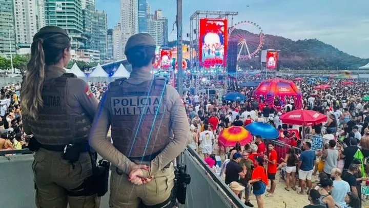 Balanço da PM aponta redução de crimes e mais de mil prisões no Carnaval de SC em 2026