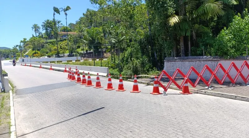 Após deslizamento, ponte em Gaspar terá novo bloqueio para concluir obras neste sábado