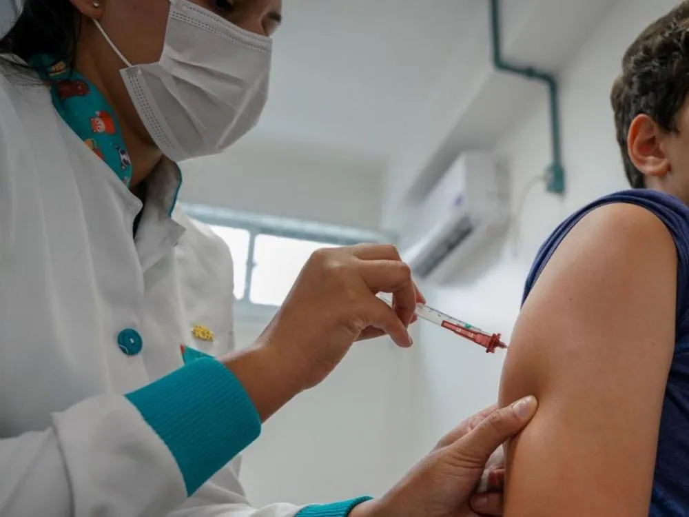 Saúde alerta para baixa procura e reforça vacina da dengue para crianças e adolescentes em Rio do Sul