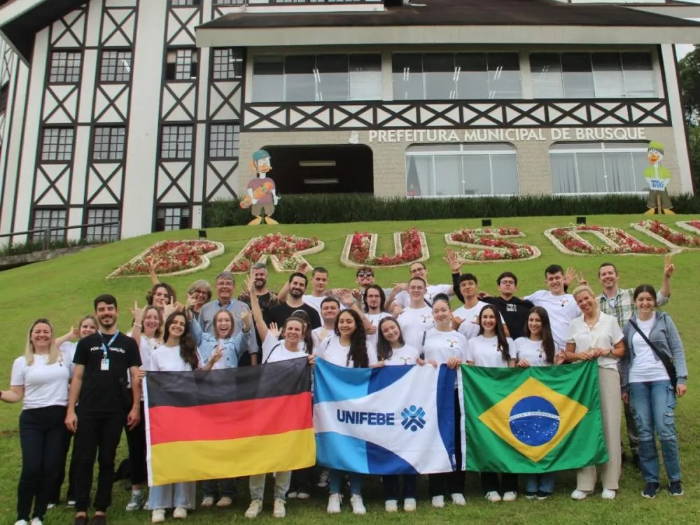 Brusque seleciona estudantes para intercâmbio cultural na Alemanha em 2026