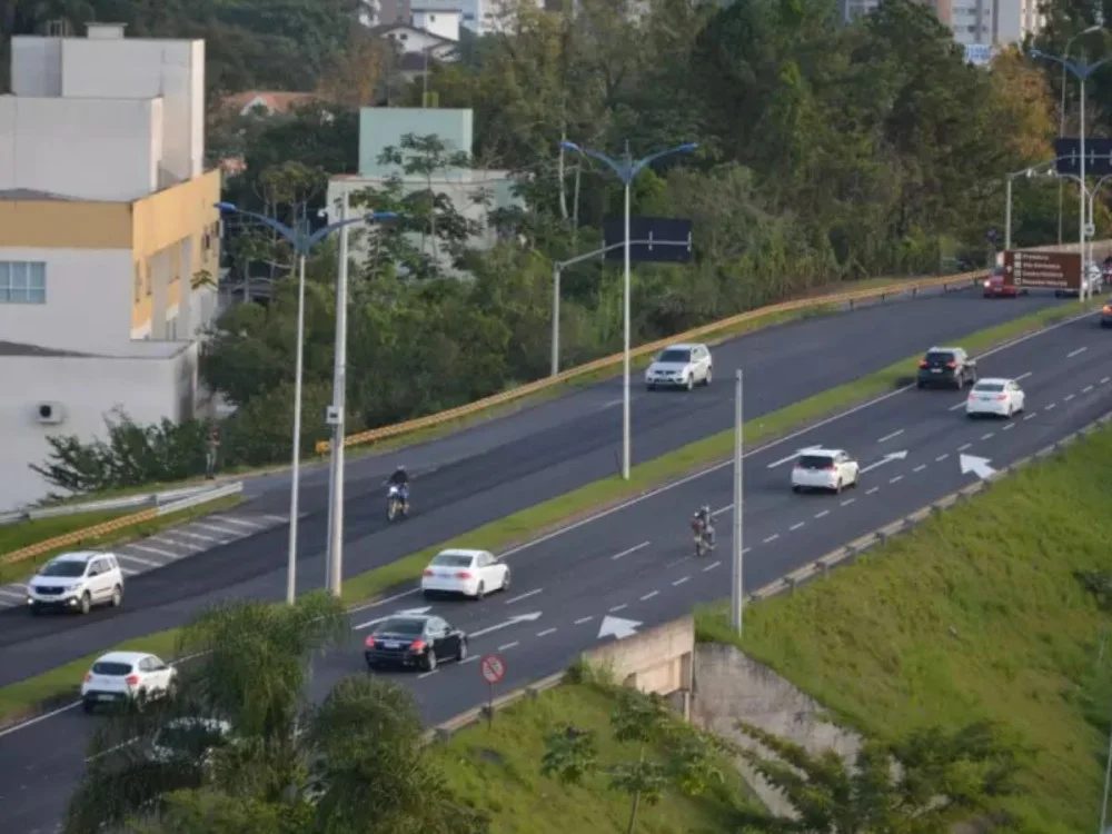 Multa por velocidade média em Blumenau? Secretaria de Trânsito dá a resposta